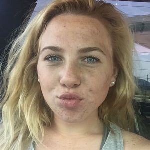 Meet your Posher, Tessa